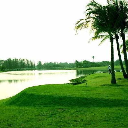 Water Land Golf Resort & Spa Phitsanulok Eksteriør billede